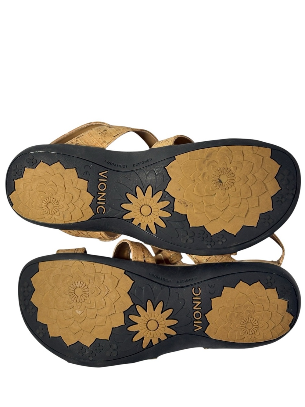 Vionic Amanda Tan Gold Adjustable Strap Cork Enamel Trim Sandals 8 - Picture 6 of 9